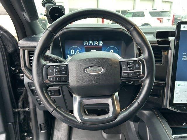 Ford Expedition Platinum 4WD 2023
