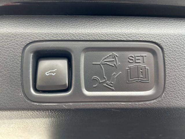 Ford Expedition Platinum 4WD 2023