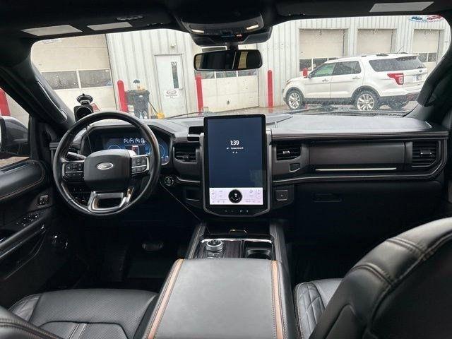 Ford Expedition Platinum 4WD 2023