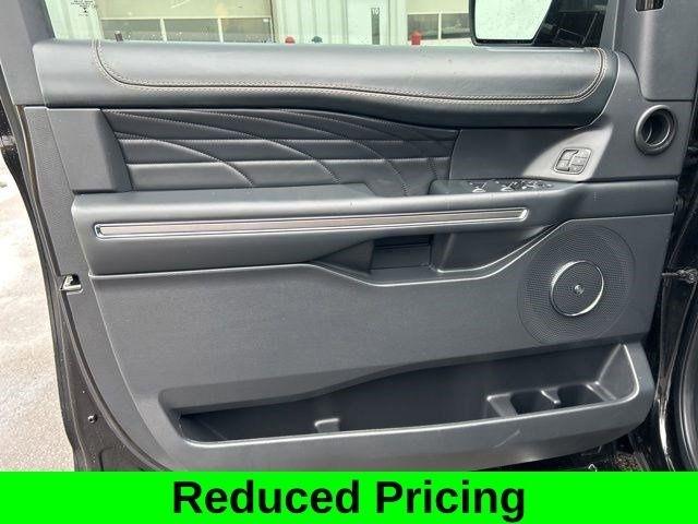 Ford Expedition Platinum 4WD 2023