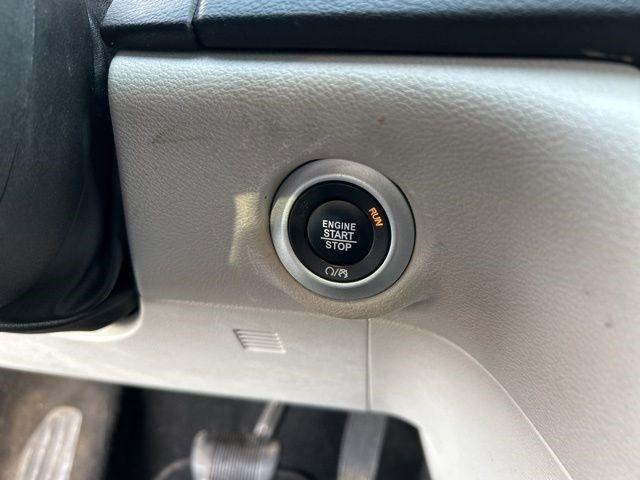 Chrysler Voyager LX 2023