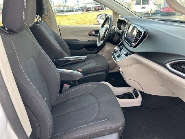 Chrysler Voyager LX 2023