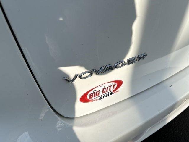 Chrysler Voyager LX 2023