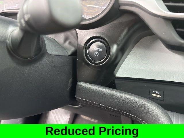 Toyota Sienna LE 8 Passenger 2025