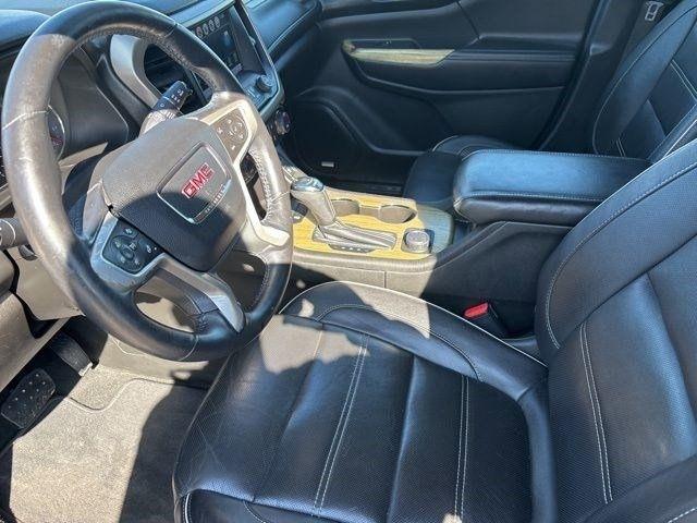 GMC Acadia Denali AWD 2018