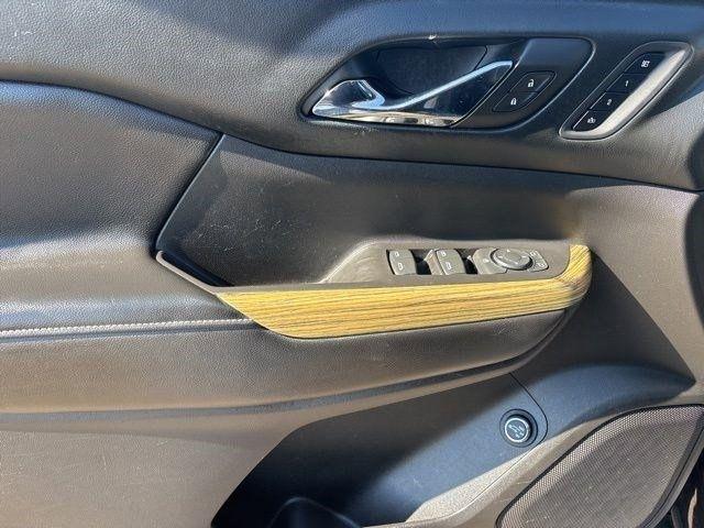 GMC Acadia Denali AWD 2018