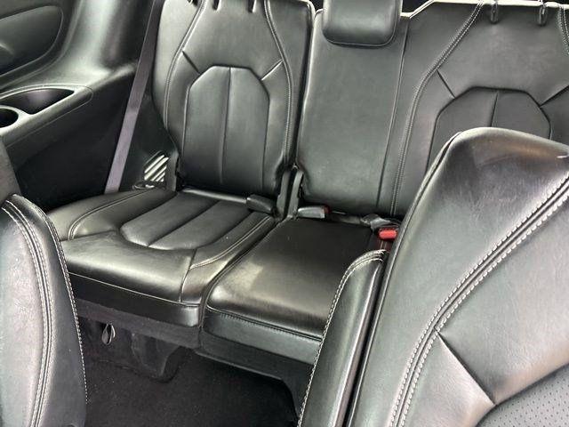 Chrysler Pacifica  2025