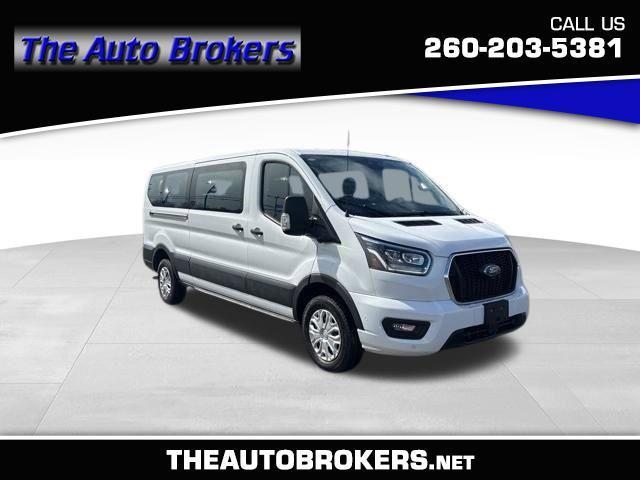 Ford Transit Passenger Wagon  2023