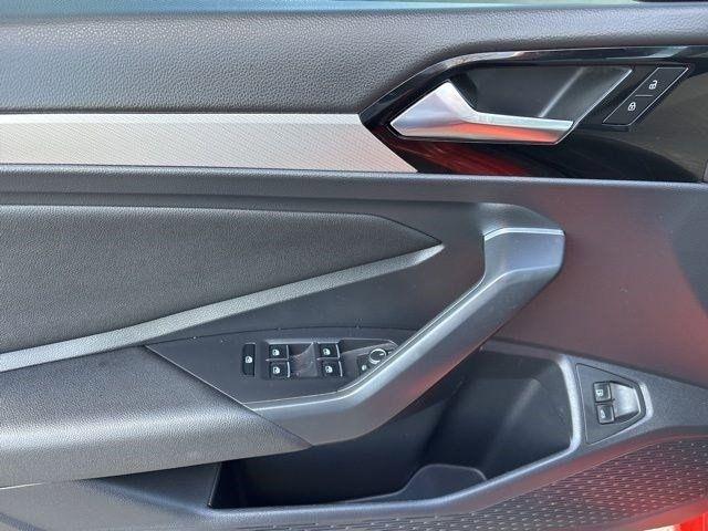 Volkswagen Jetta  2021