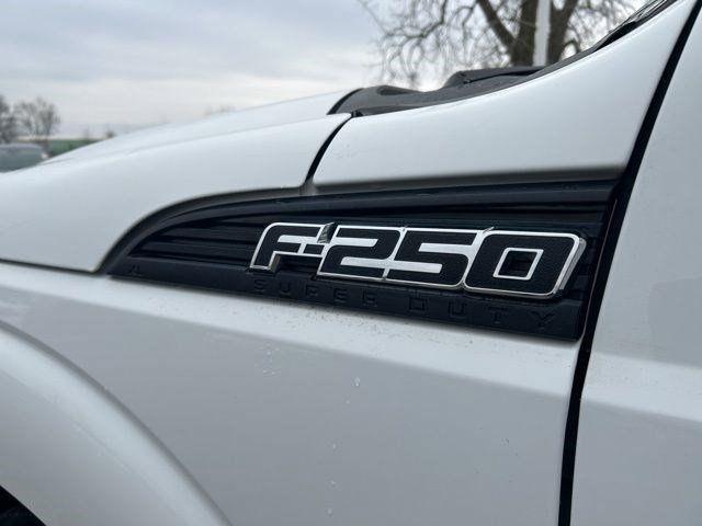 Ford Super Duty F-250 SRW  2016