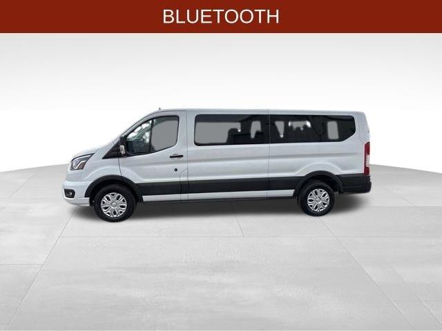 Ford Transit Passenger Wagon  2023