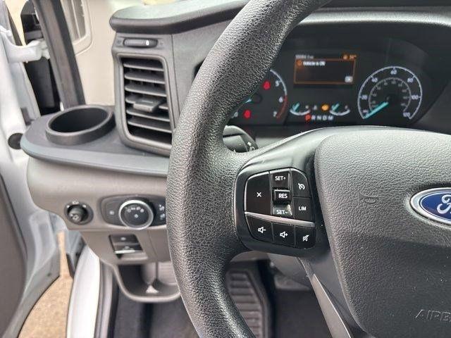 Ford Transit Passenger Wagon  2023