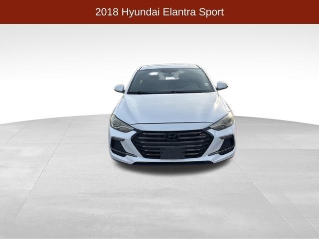Hyundai Elantra  2018