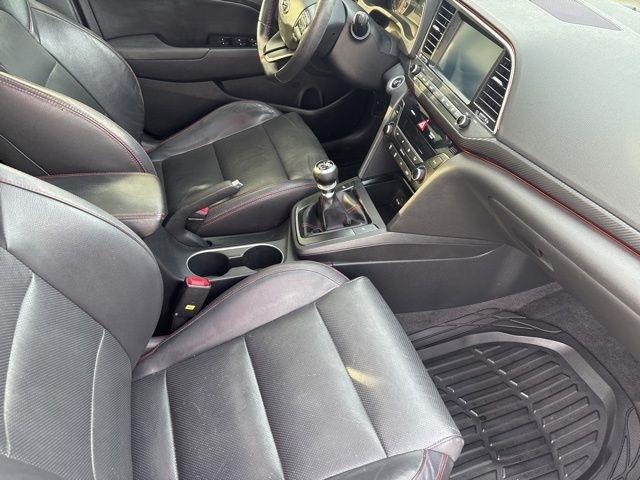 Hyundai Elantra  2018