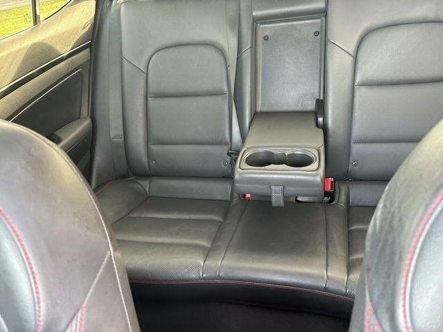 Hyundai Elantra  2018