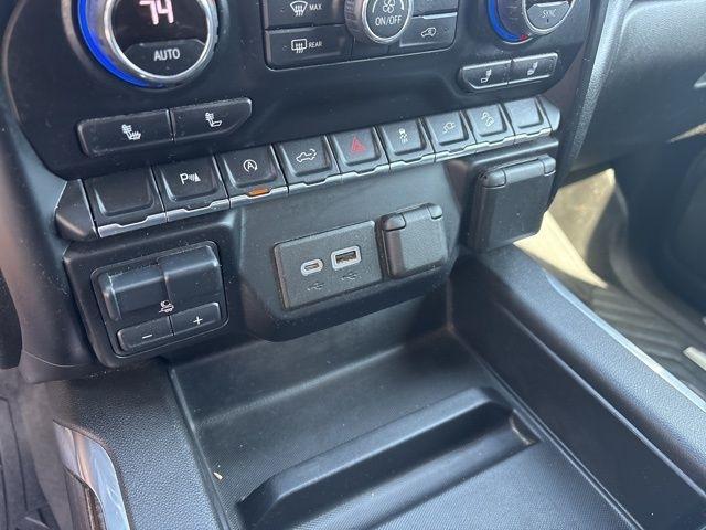 Chevrolet Silverado 1500  2021