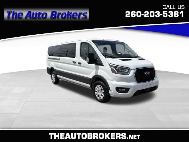 Ford Transit Passenger Wagon  2023