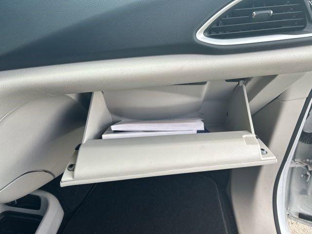 Chrysler Voyager  2023