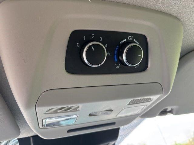 Ford Transit Passenger Wagon  2024