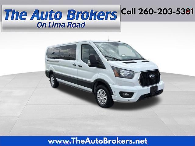 Ford Transit Passenger Wagon  2024