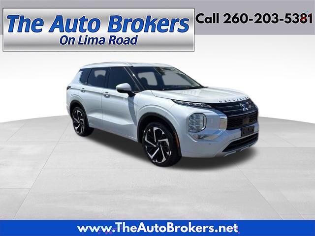 Mitsubishi Outlander  2023
