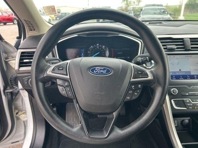 Ford Fusion Hybrid  2020