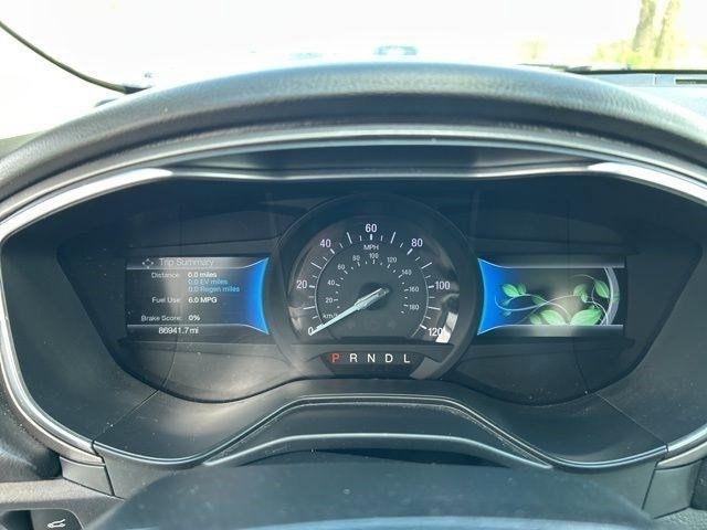 Ford Fusion Hybrid  2020