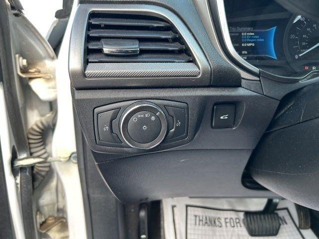 Ford Fusion Hybrid  2020