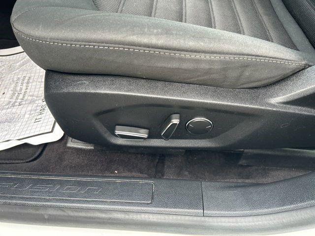 Ford Fusion Hybrid  2019