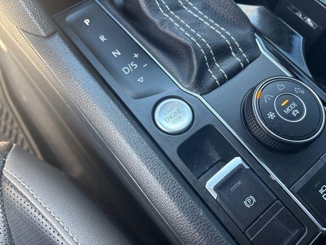 Volkswagen Atlas Cross Sport  2021