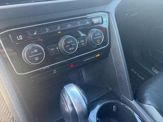 Volkswagen Atlas Cross Sport  2021