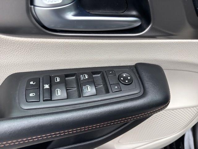 Chrysler Pacifica  2020