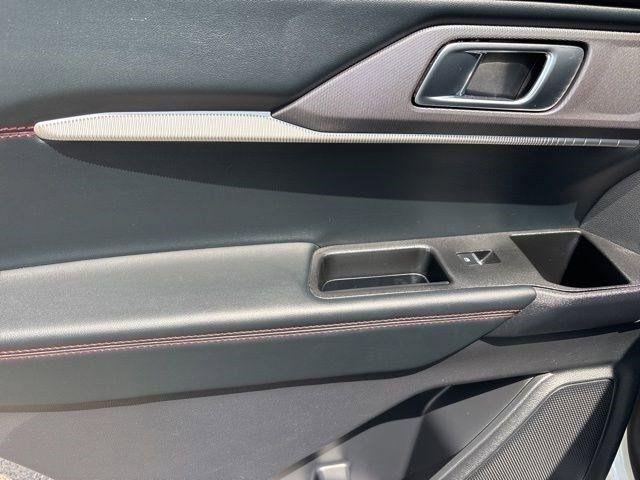 Ford Explorer  2025