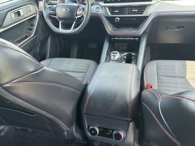 Ford Explorer  2025