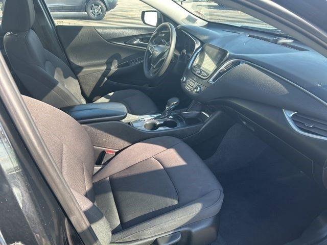 Chevrolet Malibu  2023