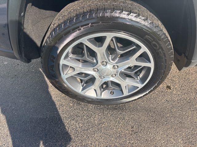 Jeep Grand Cherokee  2021