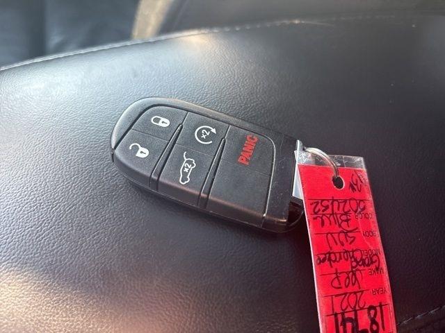 Jeep Grand Cherokee  2021