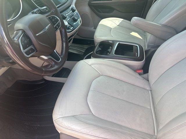 Chrysler Pacifica  2021