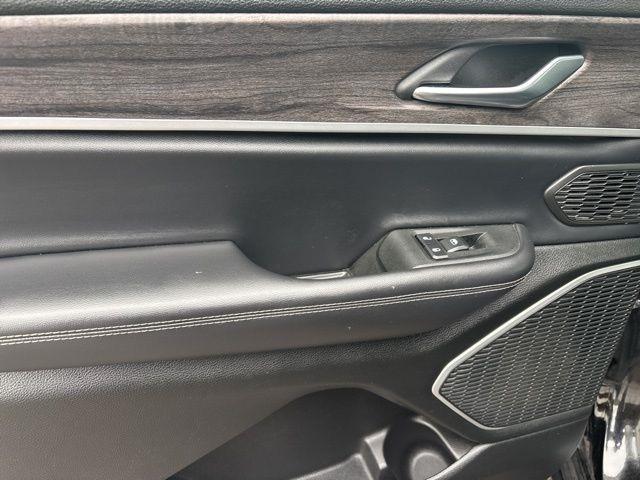 Jeep Grand Cherokee L  2021