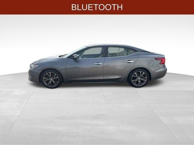 Nissan Maxima  2017