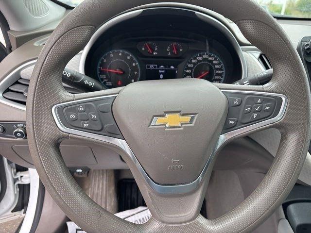 Chevrolet Malibu  2022
