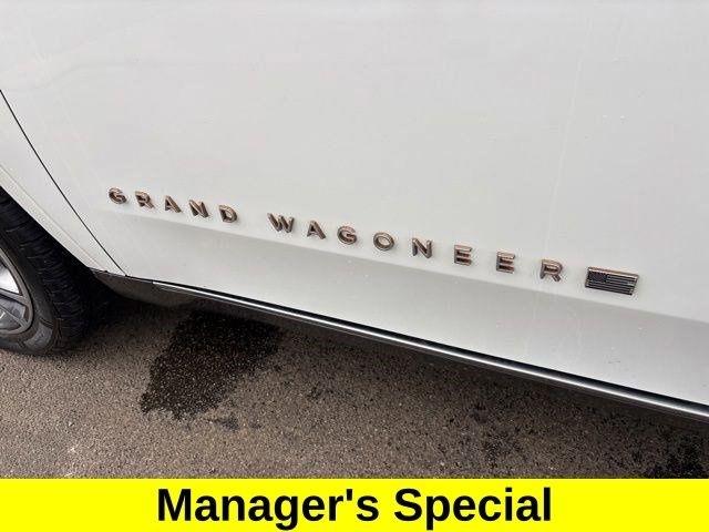 Jeep Grand Wagoneer Series III 4WD 2022