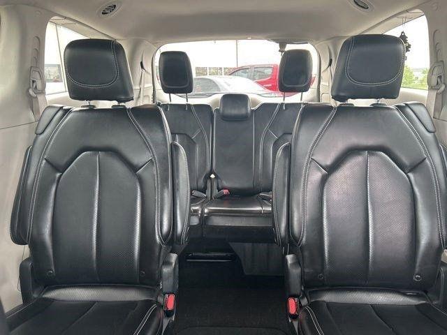 Chrysler Pacifica  2023