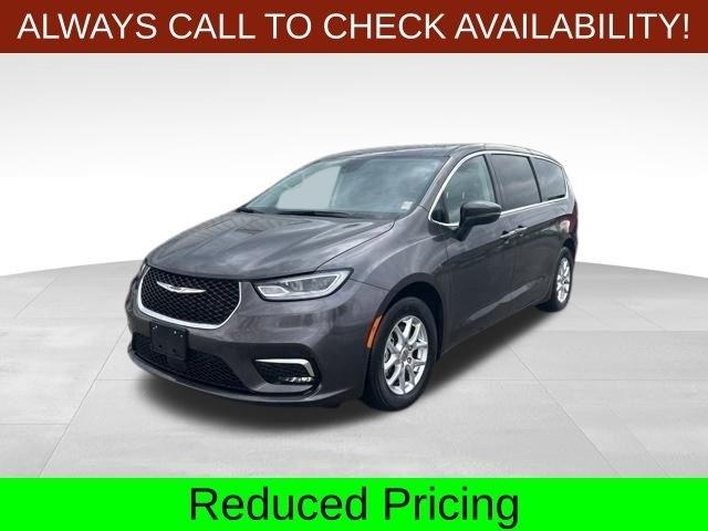 Chrysler Pacifica Touring L 2023