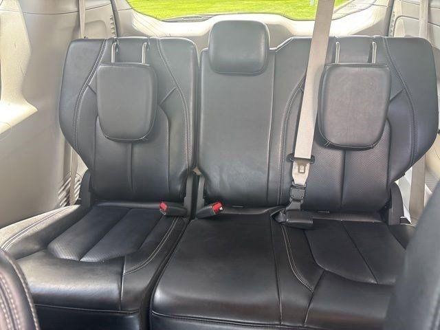 Chrysler Pacifica  2023