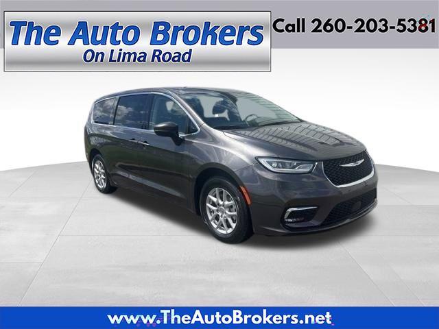 Chrysler Pacifica  2023
