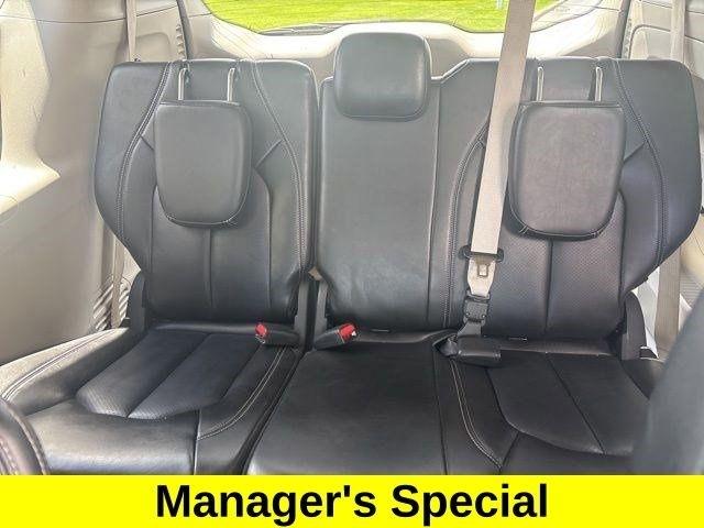 Chrysler Pacifica Touring L 2023