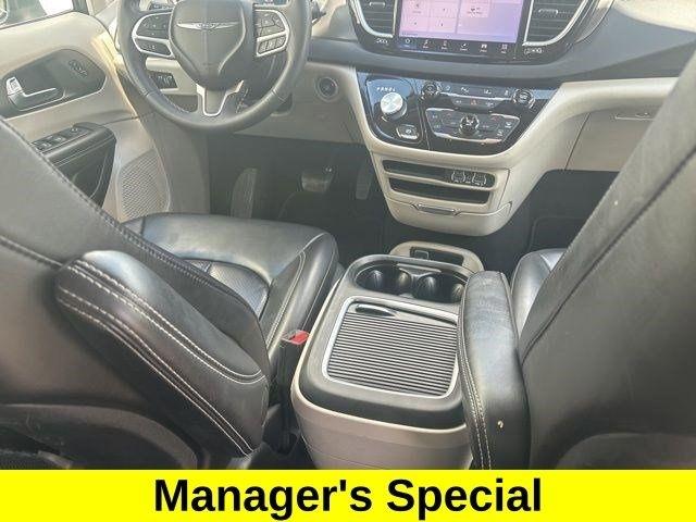 Chrysler Pacifica Touring L 2023