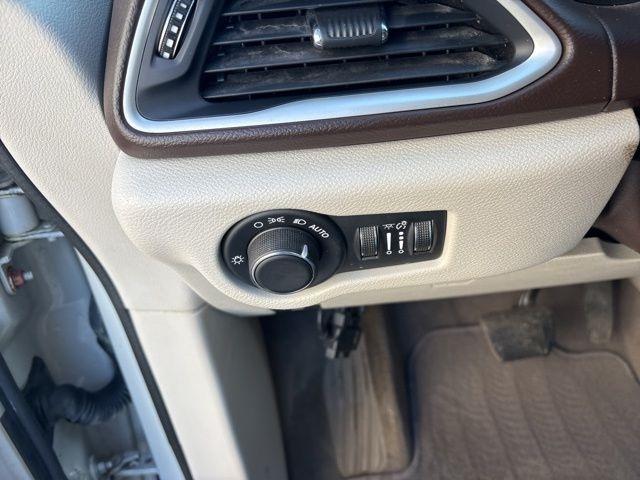 Chrysler Pacifica  2017