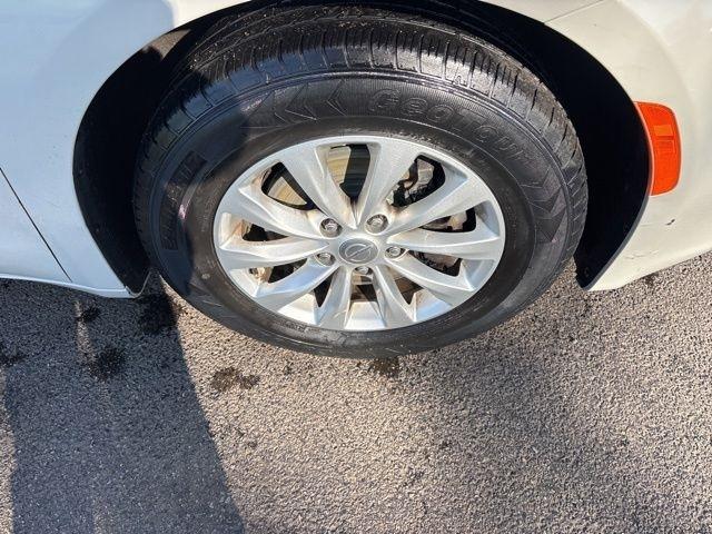 Chrysler Pacifica  2017